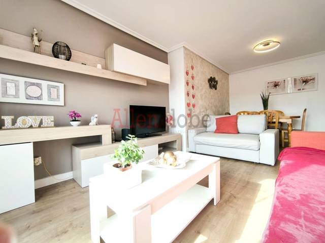 Piso en Venta en Calle Cruz en Luanco - Aramar - Antromero