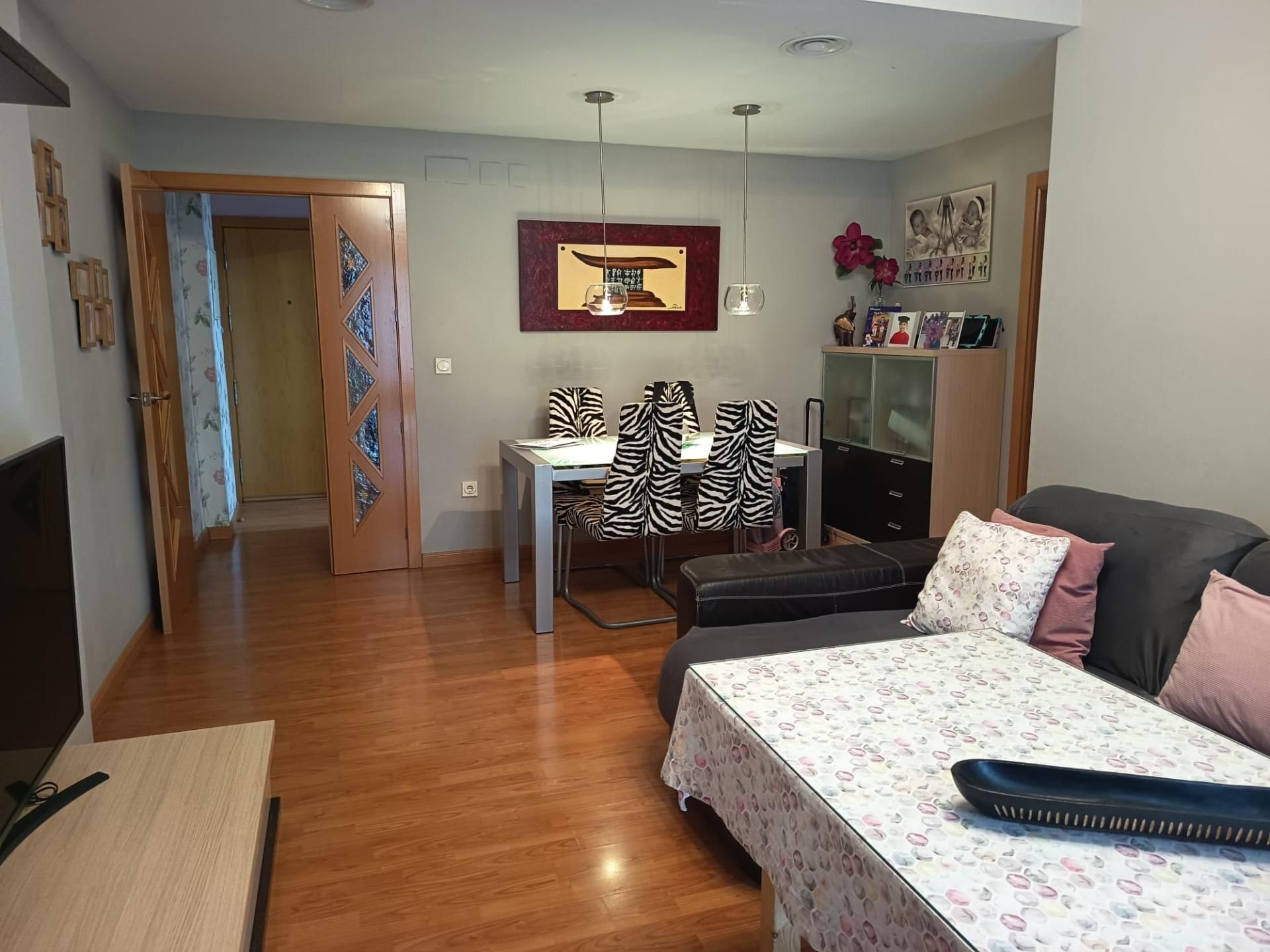 Sala d'estar de Pis en venda en  Córdoba Capital amb Aire condicionat i Terrassa