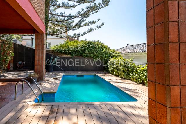 Casa-chalet en Alquiler en La Miranda