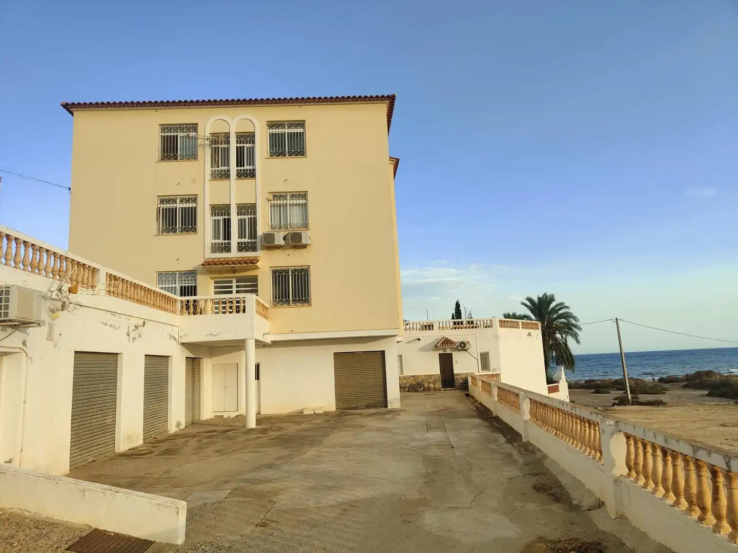 Exterior view of Garage for sale in Pulpí