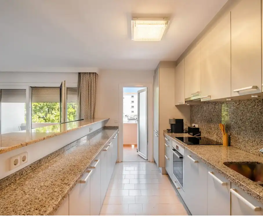Piso con piscina en venta en Nueva Andalucía, imagen 10