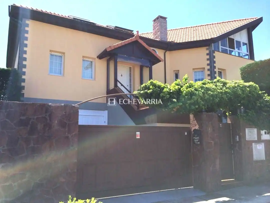 Detached house with terrace for sale in Santa María de Getxo, imagen 8