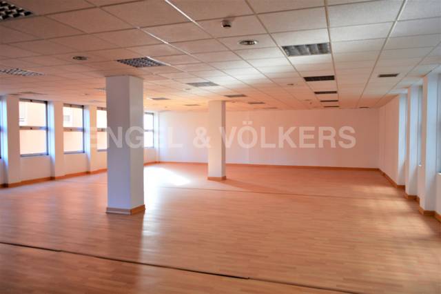 Oficina en Alquiler en La Nova Esquerra de l'Eixample