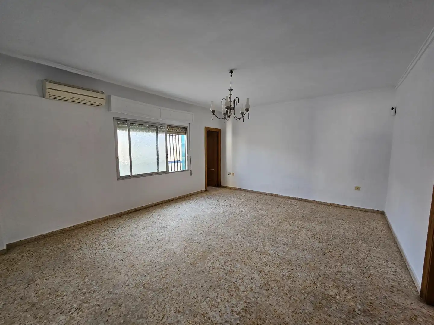 Sala de estar de Casa o chalet en venta en San Antonio de Benagéber con Terraza y Trastero