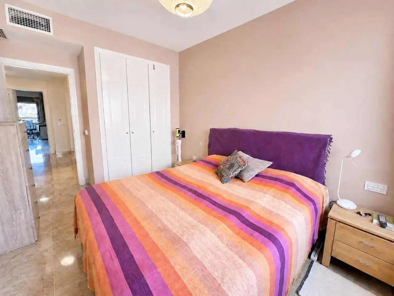 Habitación de Apartamento en venta en Manilva con Aire acondicionado, Calefacción y Terraza
