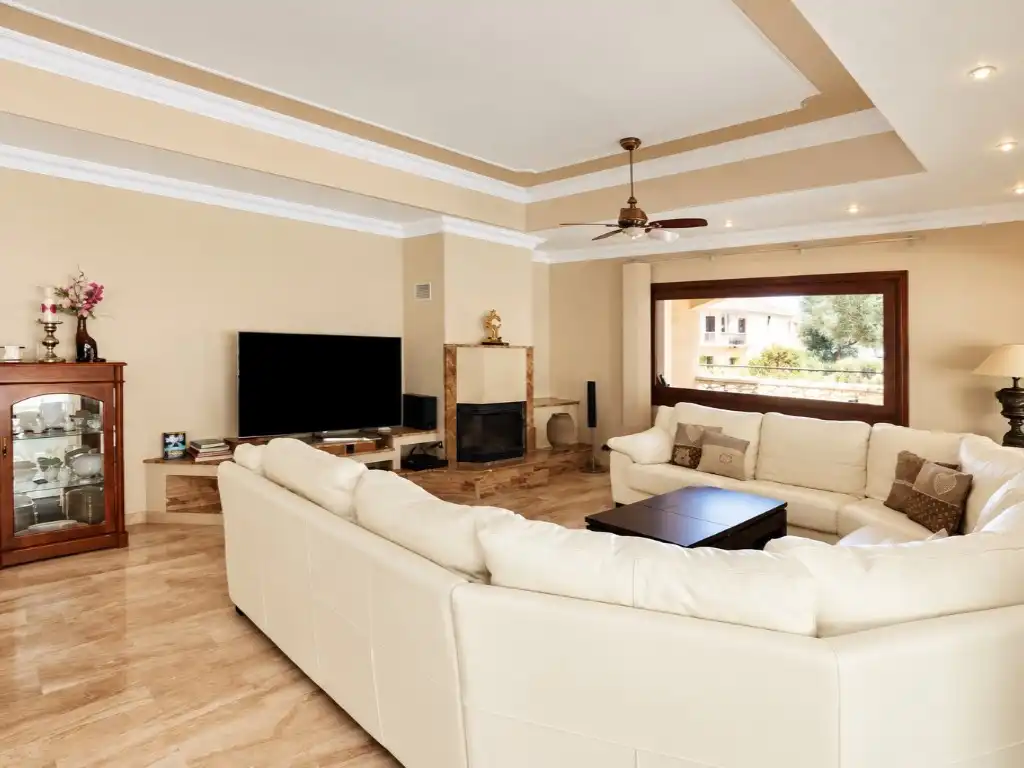 Sala de estar de Casa o chalet de alquiler en El Toro con Aire acondicionado, Jardín privado y Terraza