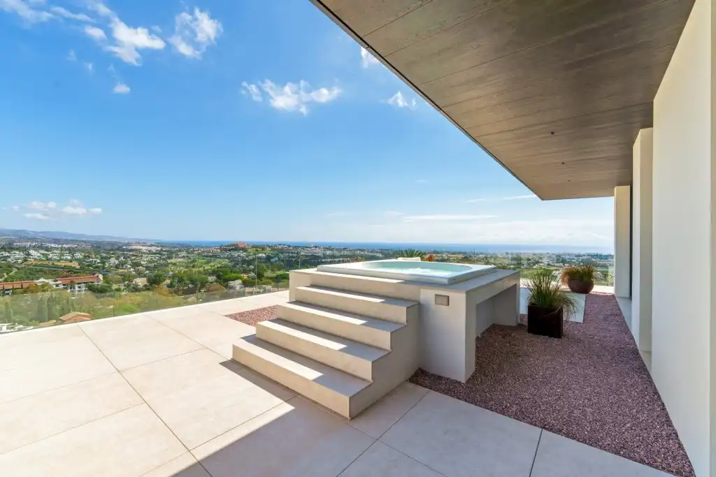 Chalet con piscina en venta en La Quinta, imagen 29