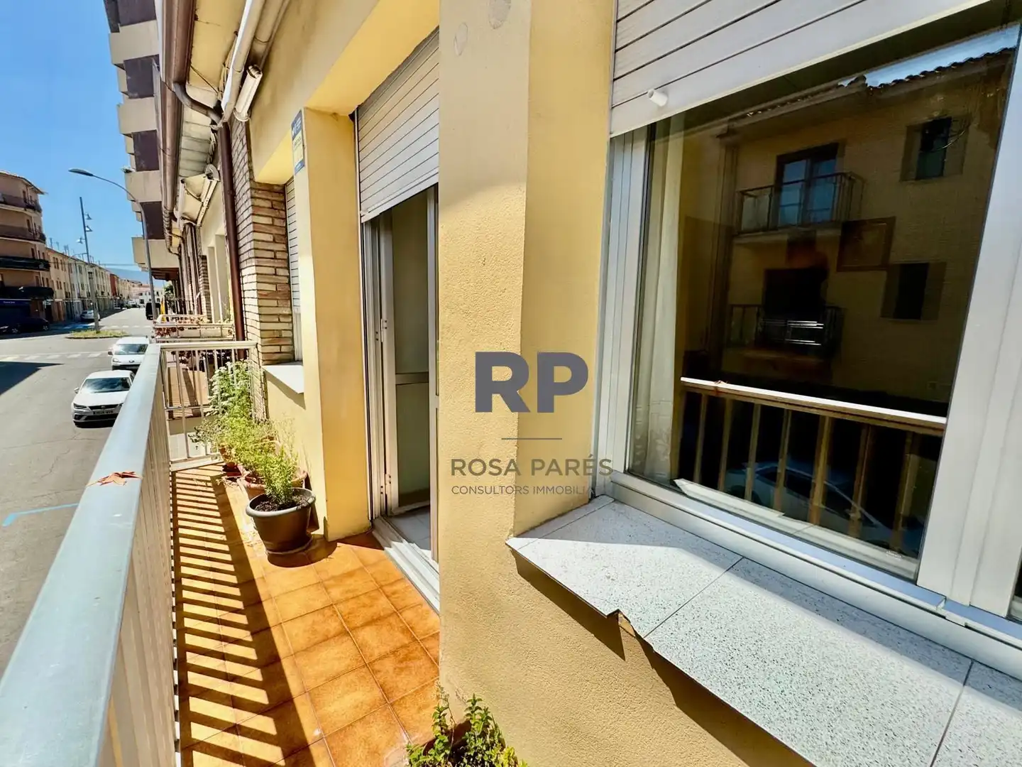 Balcony of Flat for sale in Manlleu  with Heating