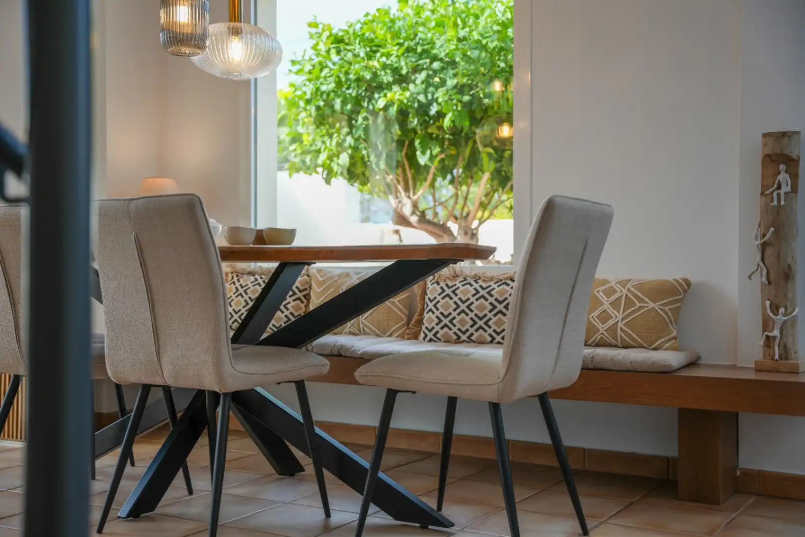 Esszimmer von Einfamilien-Reihenhaus zum Verkauf in L'Alfàs del Pi mit Klimaanlage, Heizung und Privatgarten