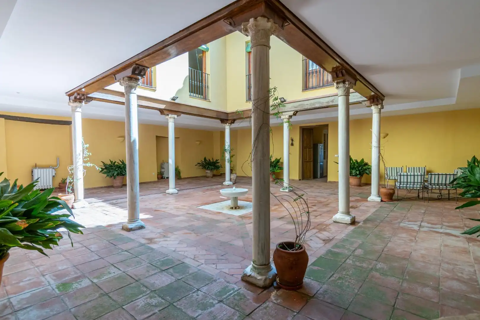 Casa o xalet en venda en Guadix amb Calefacció, Traster i Piscina