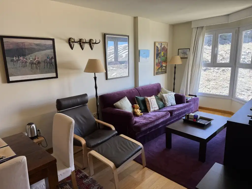 Sala d'estar de Apartament en venda en Sierra Nevada amb Piscina