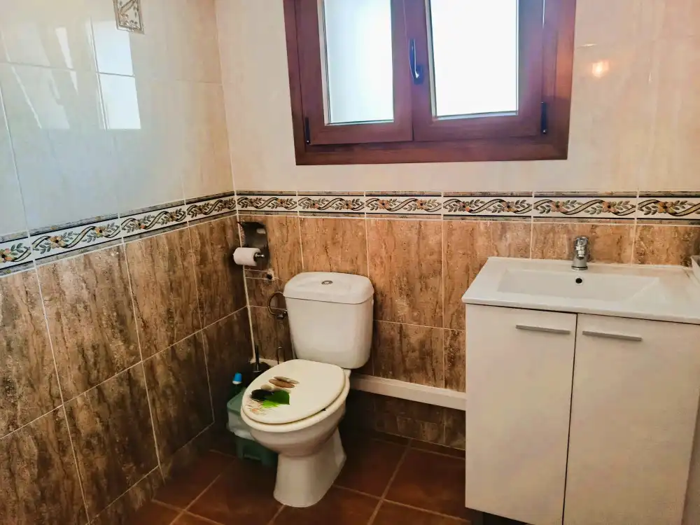 Baño de Piso en venta en Villena