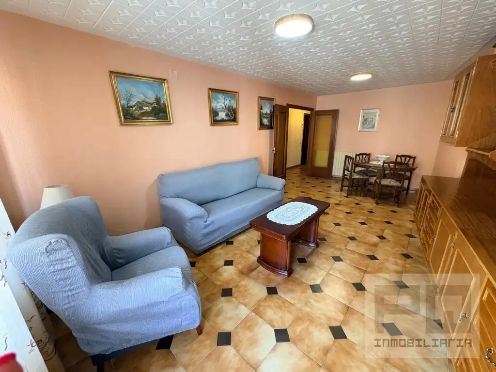 Living room of Flat for rent in Las Navas del Marqués 