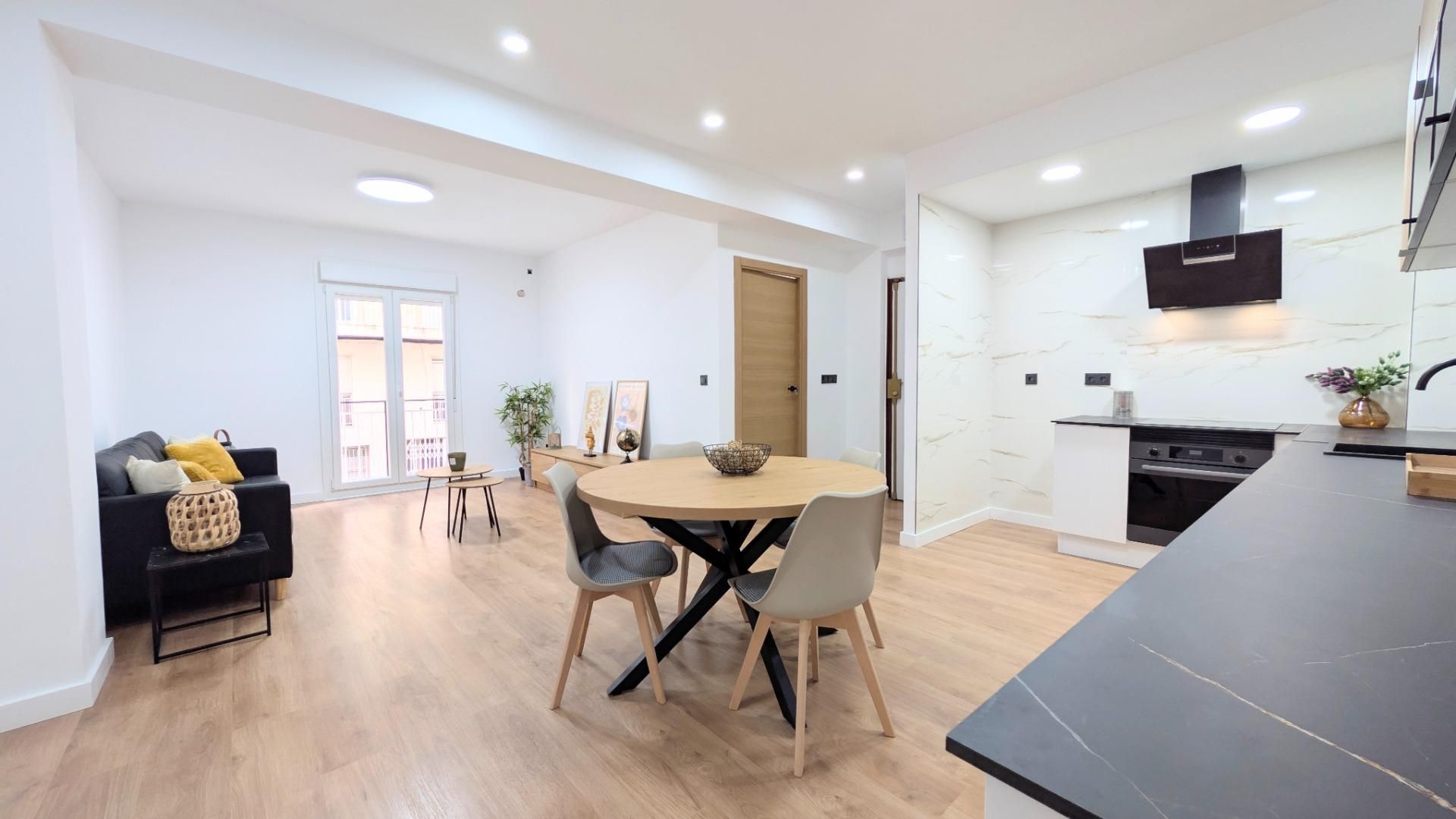 Menjador de Pis en venda en Elche / Elx amb Aire condicionat