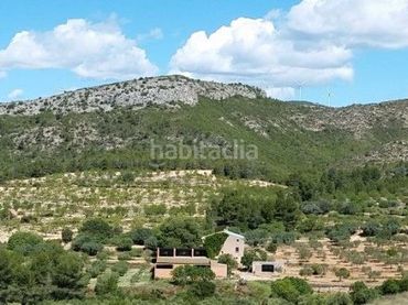 Rural land for sale in Avinguda Vilanova 4