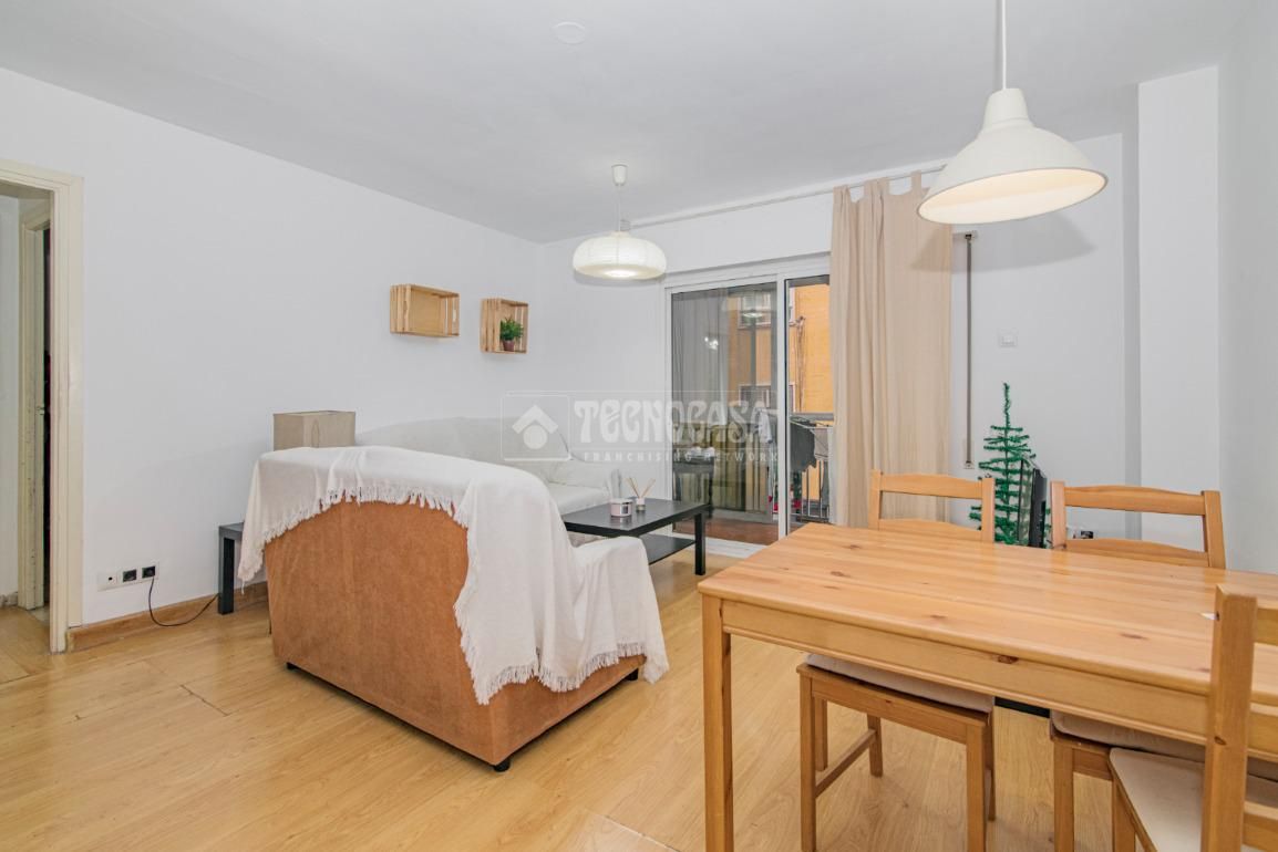Dormitori de Pis en venda en  Granada Capital