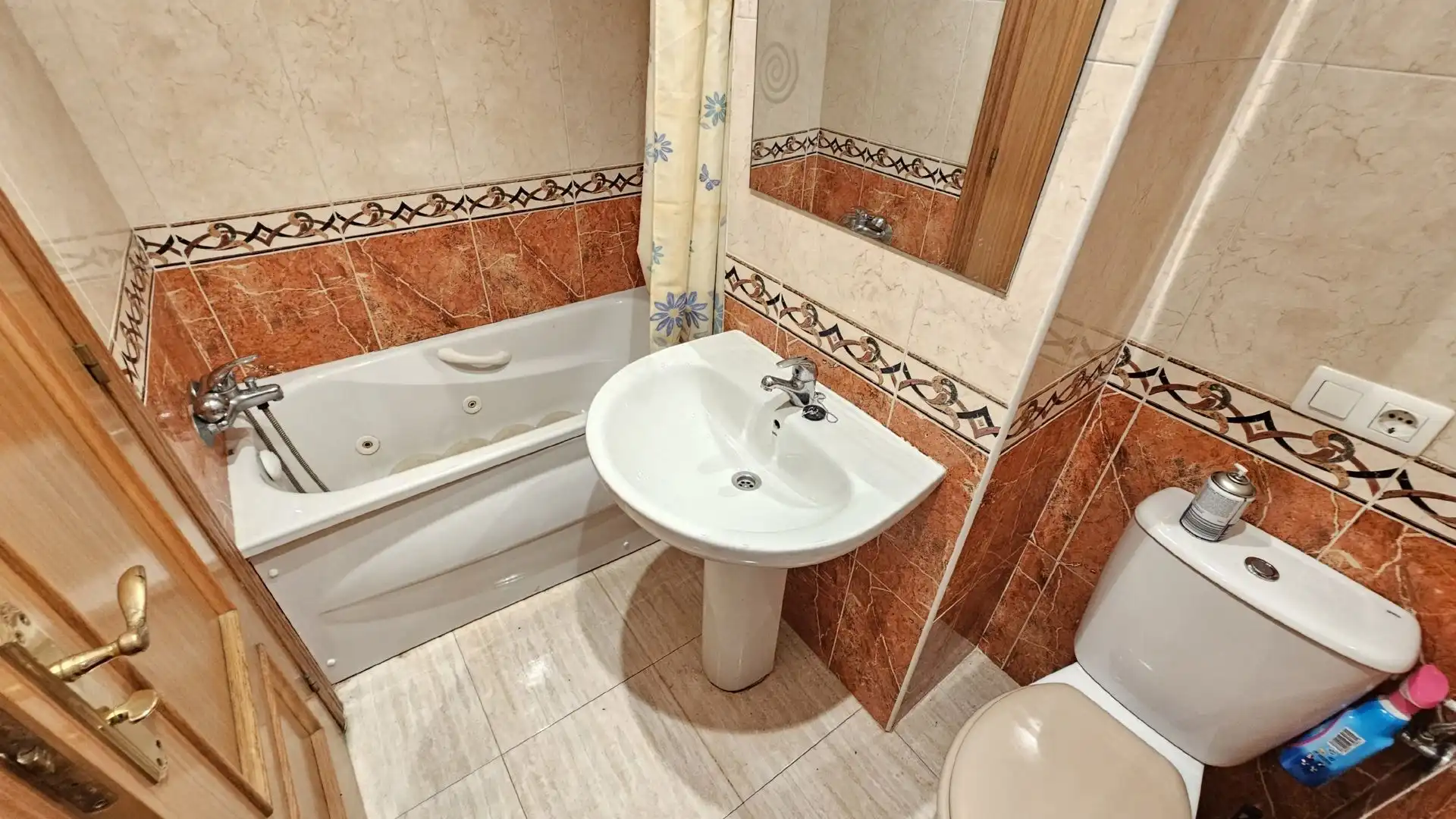 Bathroom of Apartments for sale in Oropesa del Mar / Orpesa  with Air Conditioner, Heating and Terrace