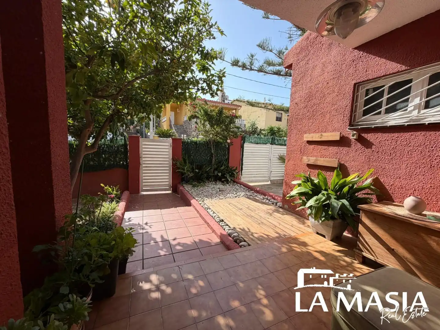 Garden of Detached homes for sale in Sant Pere de Ribes  with Air Conditioner and Private garden