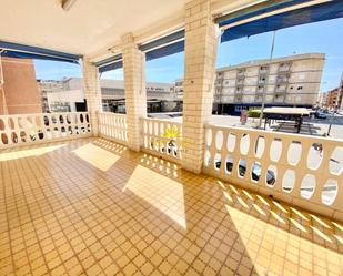 Vista exterior de Apartament de lloguer en Guardamar del Segura amb Calefacció, Rentadora i Microones