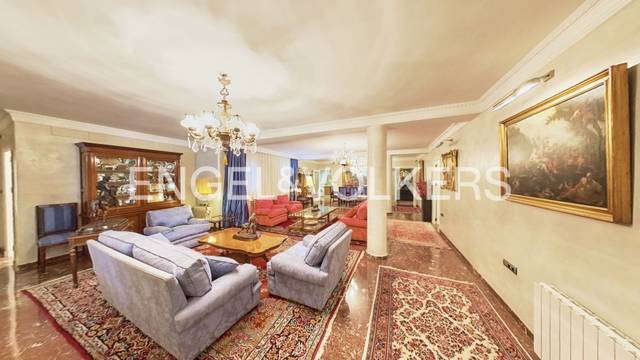 Apartamento en Venta en Alfalfa - Santa Cruz