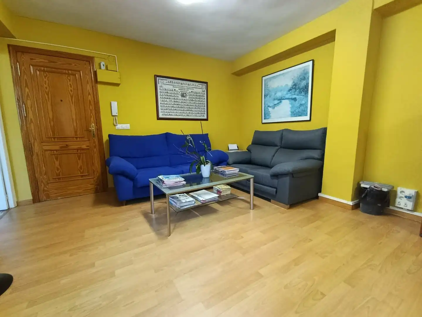 Sala d'estar de Pis en venda en Dénia amb Aire condicionat i Internet