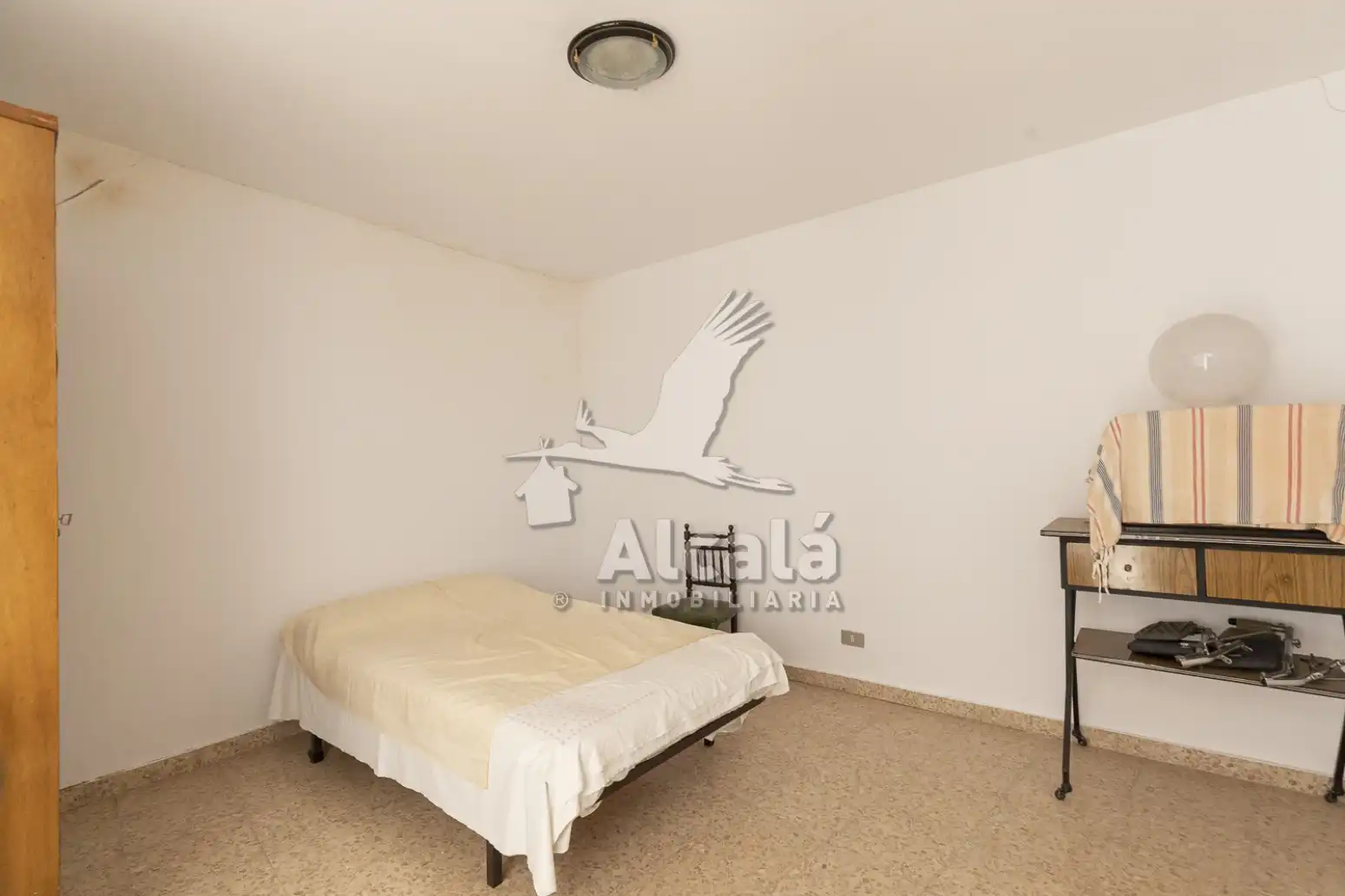 Habitación de Casa o chalet en venta en Alhambra con Calefacción y Amueblado