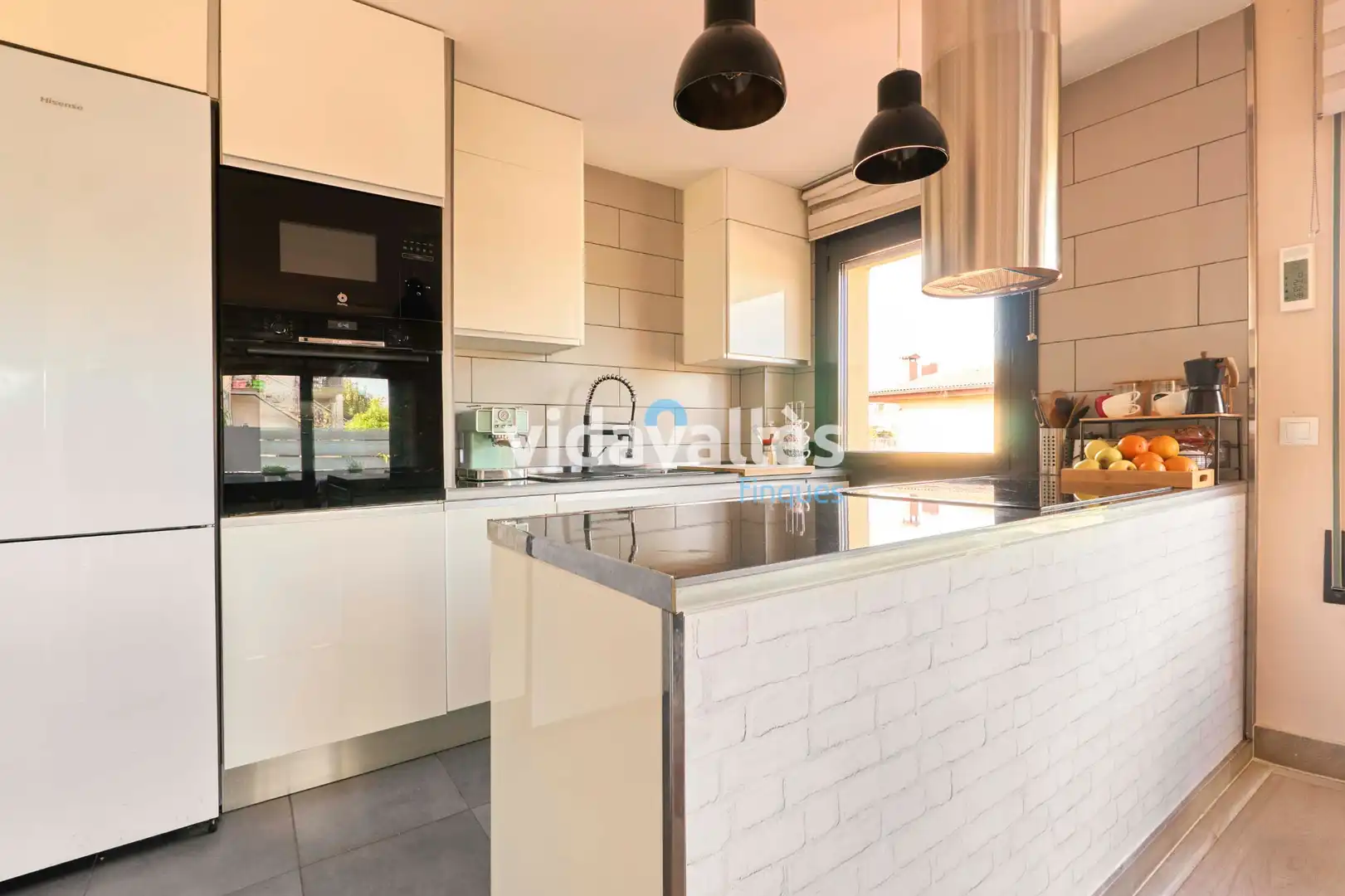 Cocina de Casa o chalet en venta en Llinars del Vallès con Aire acondicionado, Calefacción y Jardín privado