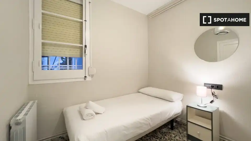 Zimmer in El Baix Guinardó