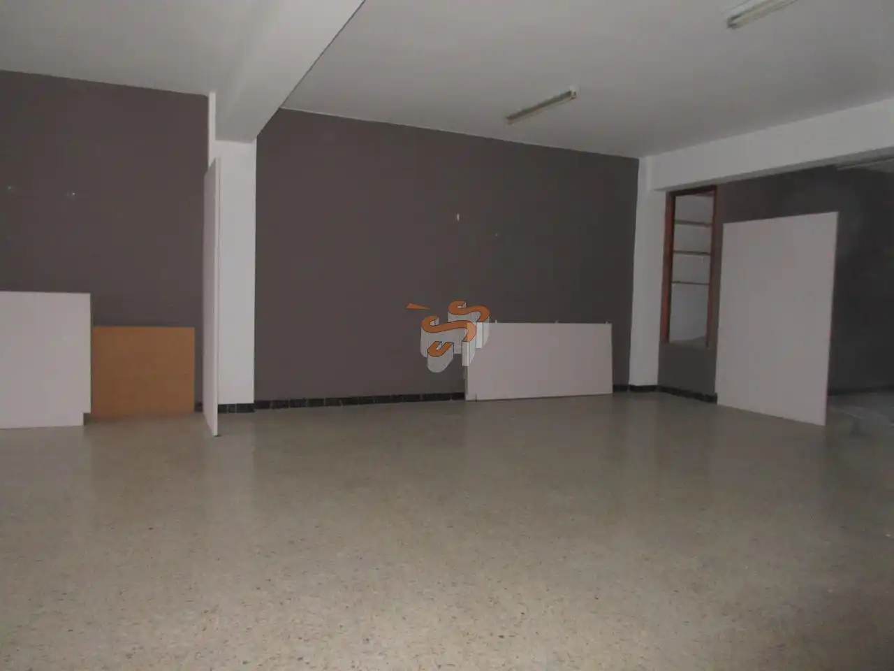 Local commercial à vendre à Fene, imagen 4