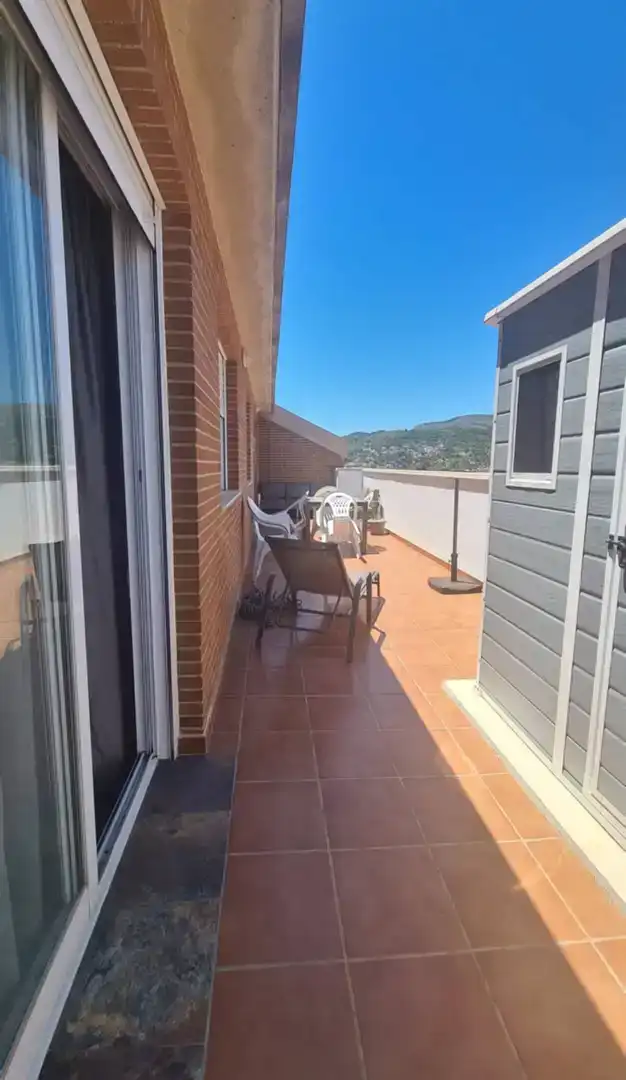 Terrasse von Dachboden zur Miete in Gandia mit Klimaanlage und Möbliert
