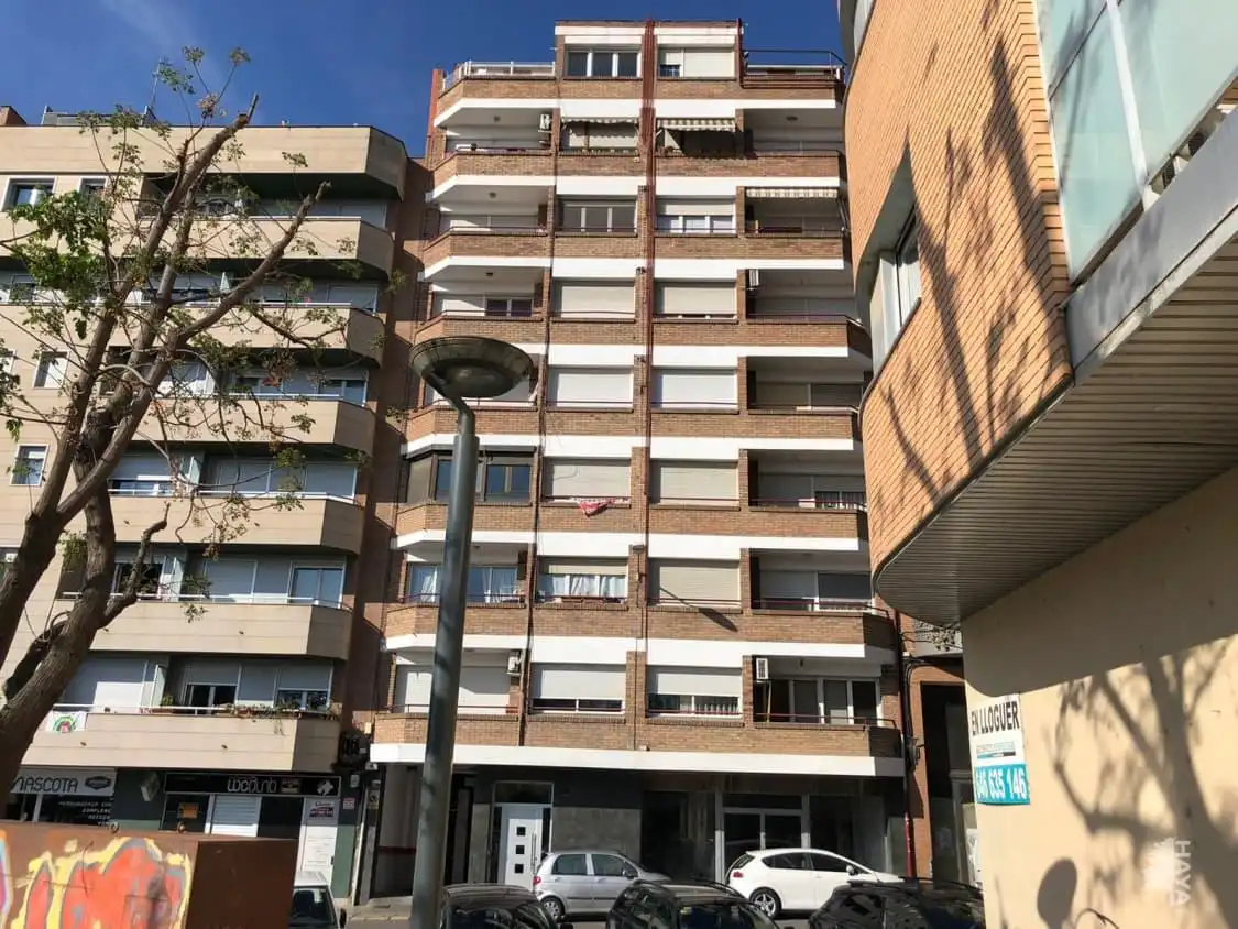 Local comercial en venta en SANT RUF