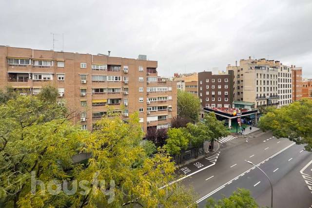 Piso en Venta en Paseo de las Acacias, . en Acacias