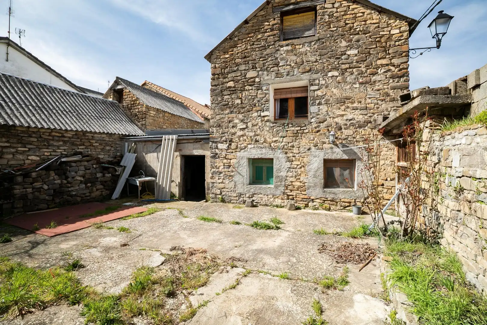 Vista exterior de Finca rústica en venta en Aisa con Calefacción