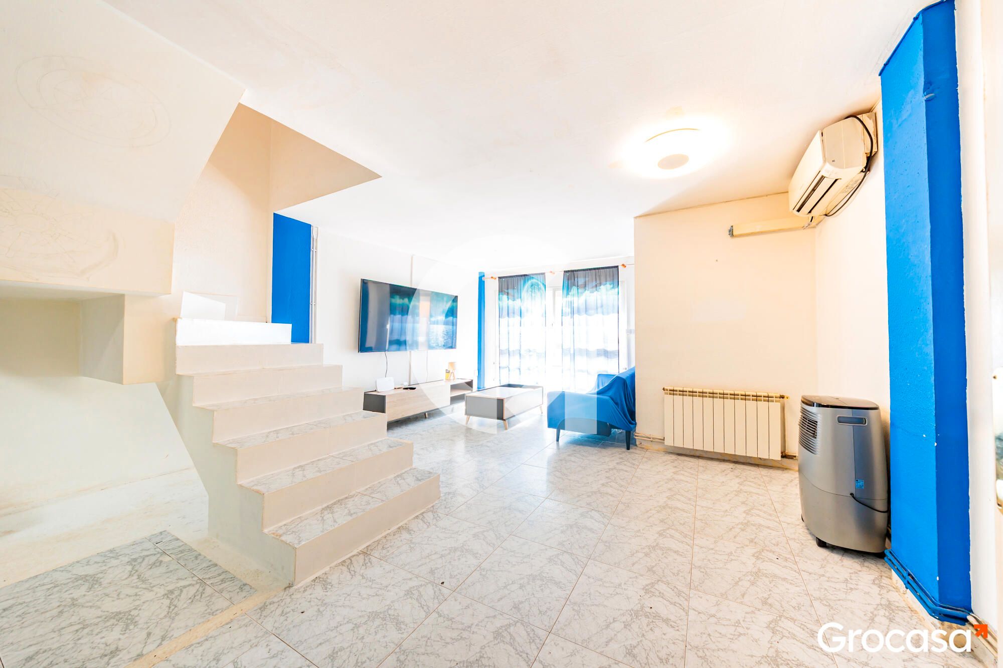 Maisonette zum Verkauf in Sallent mit Klimaanlage, Heizung und Ofen