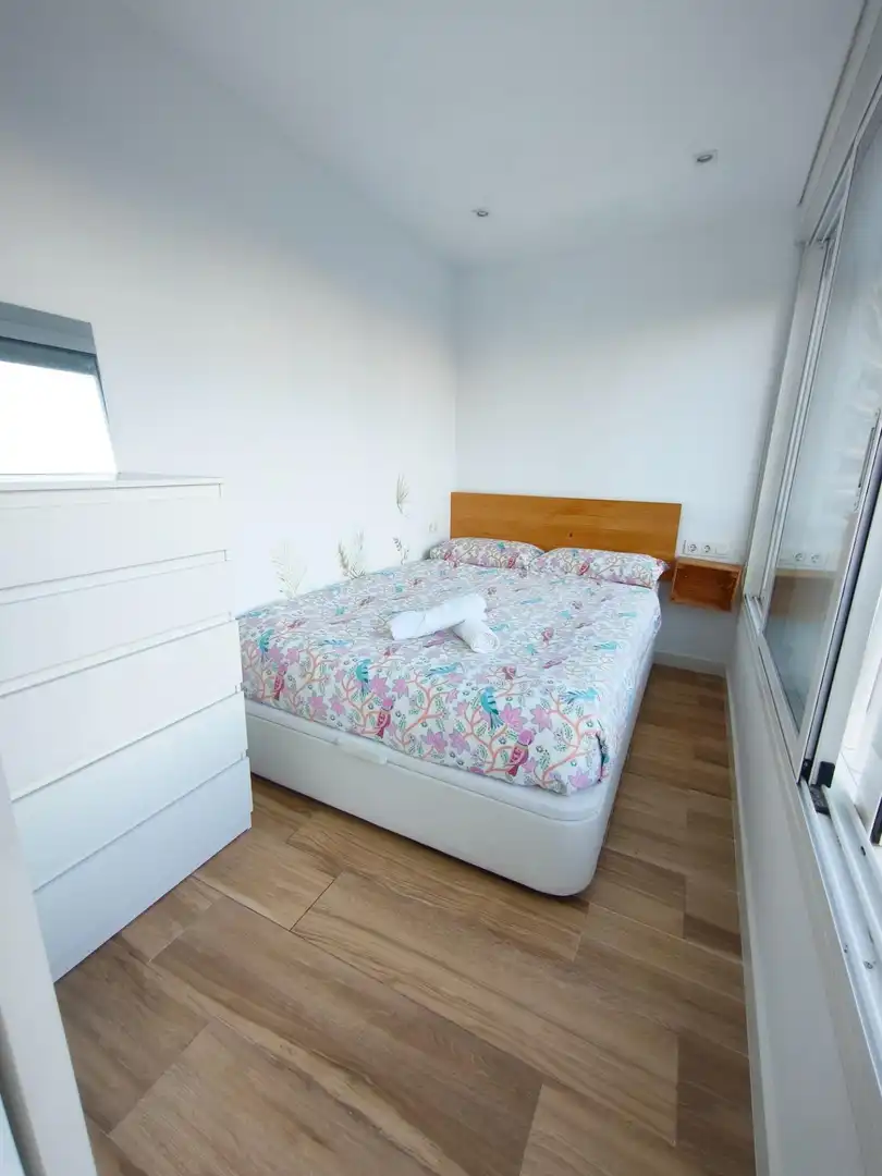 Habitación de Apartamento en venta en Alicante / Alacant con Piscina comunitaria