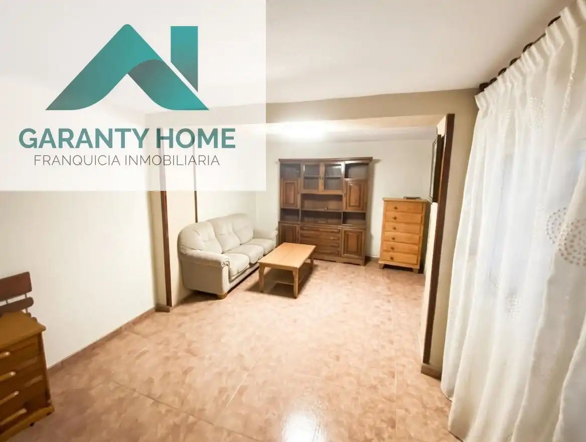 Houses for sale in Jaén  with Air Conditioner, Terrace and Storage room
