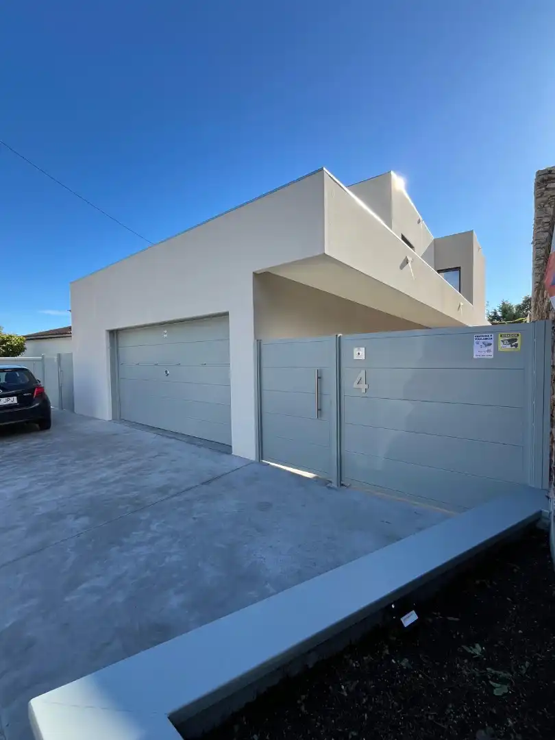Villa con piscina in vendita a Carrer d'Antoni Gaudí 4, imagen 5