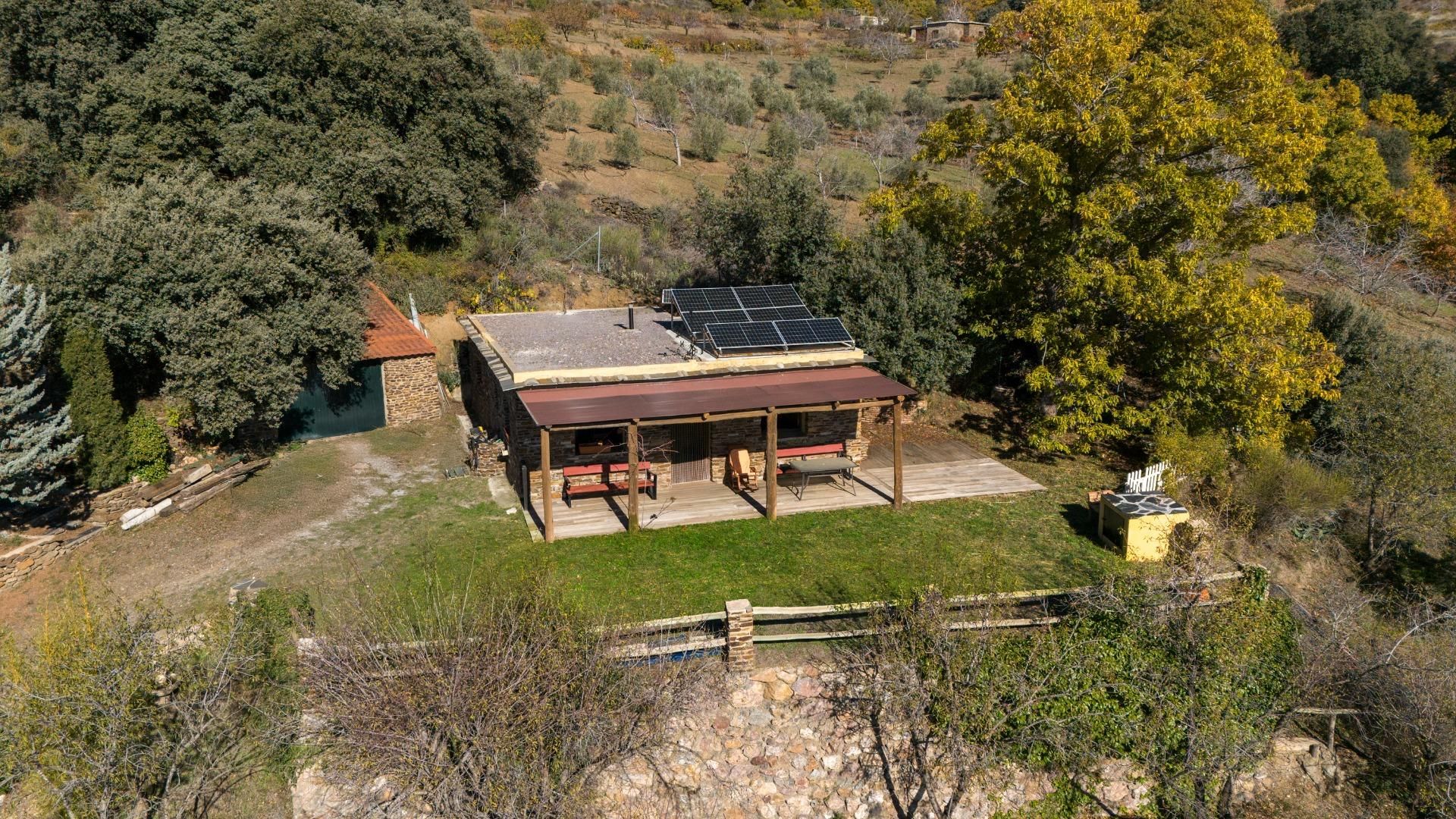 Vista exterior de Finca rústica en venda en La Taha amb Moblat