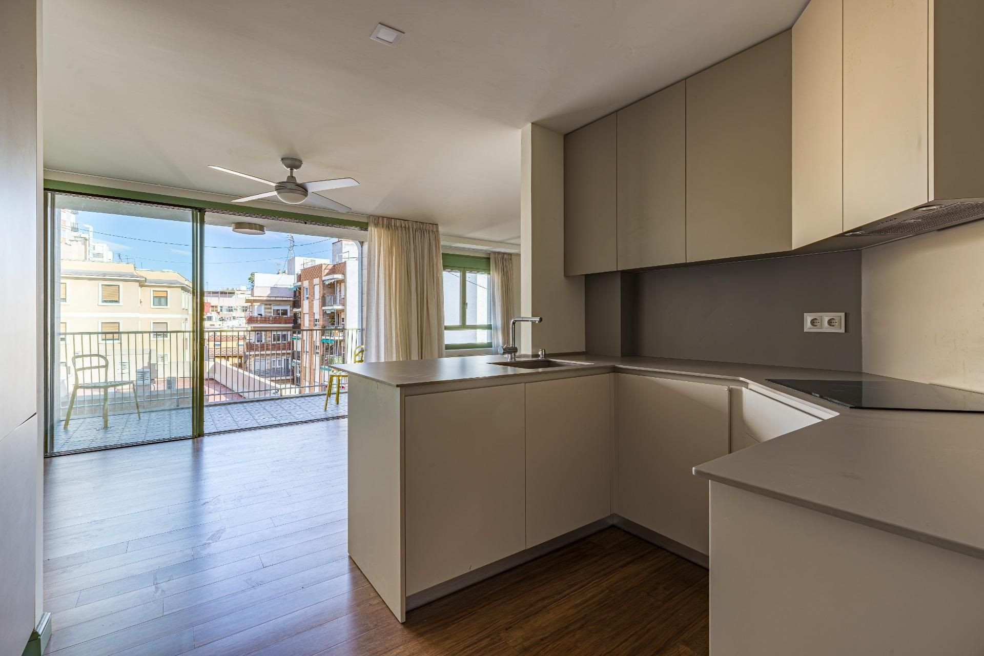 Cocina de Piso de alquiler en  Murcia Capital con Aire acondicionado y Balcón