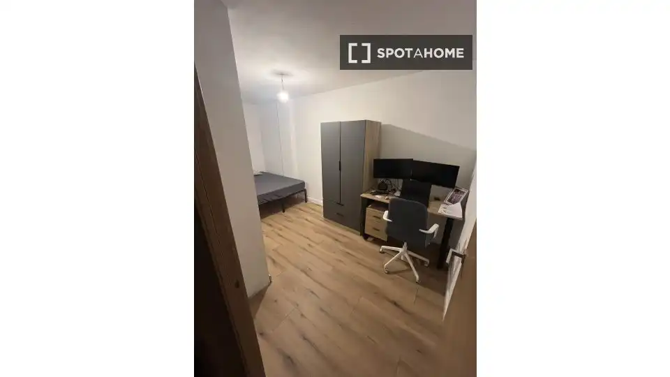 Habitación de Piso para compartir en Barcelona con Aire acondicionado, Calefacción y Amueblado
