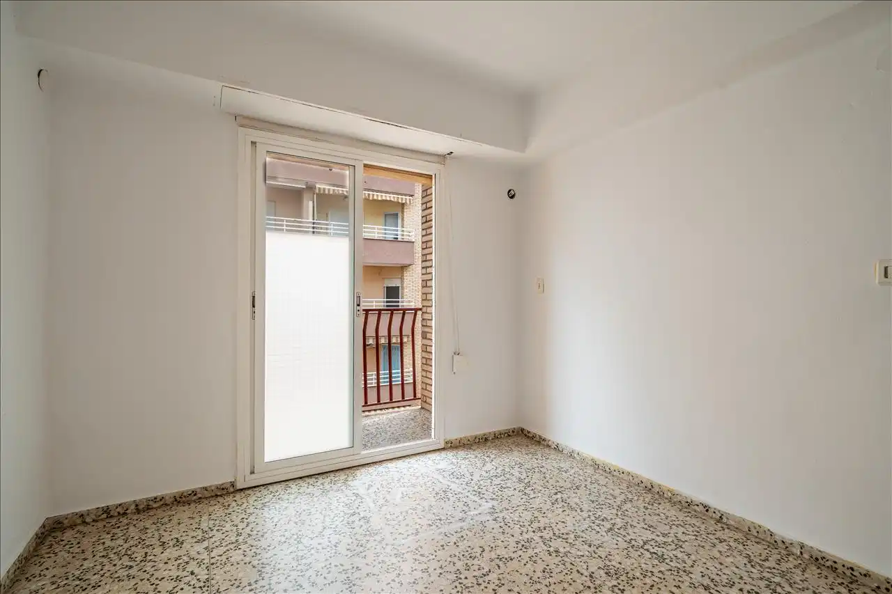 Habitación de Piso en venta en Sagunto / Sagunt con Terraza