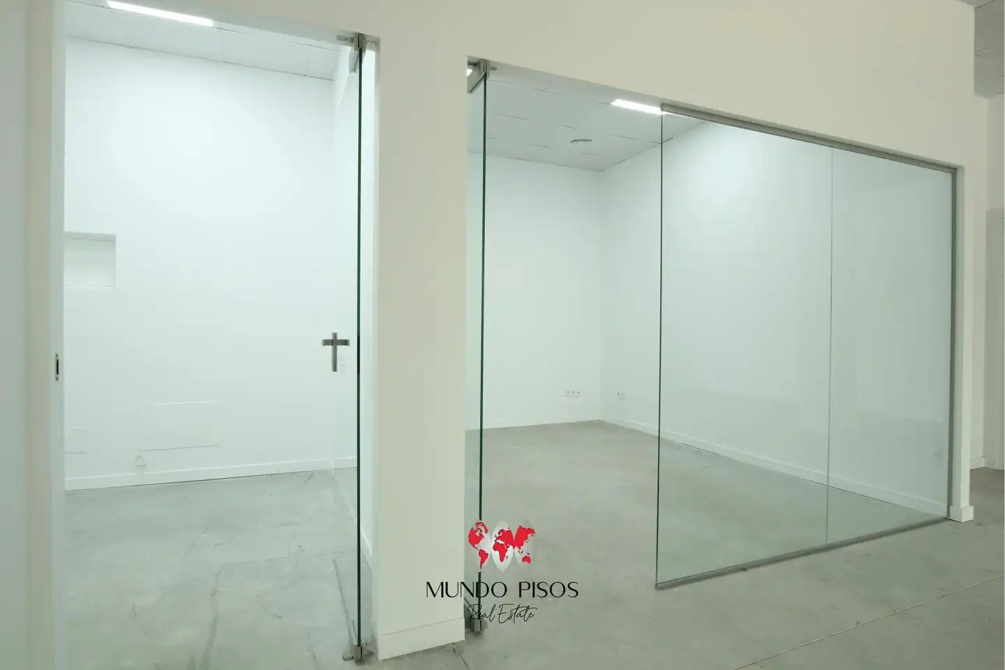 Local comercial en venda a Llevant, imagen 5