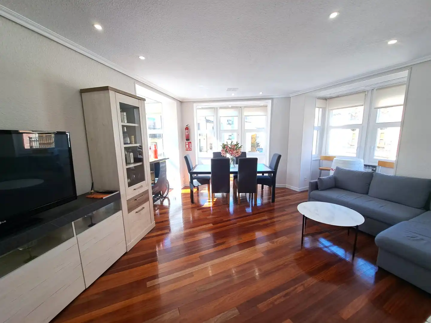 Piso con terraza en venta en Calle Lucrecia Arana, imagen 7