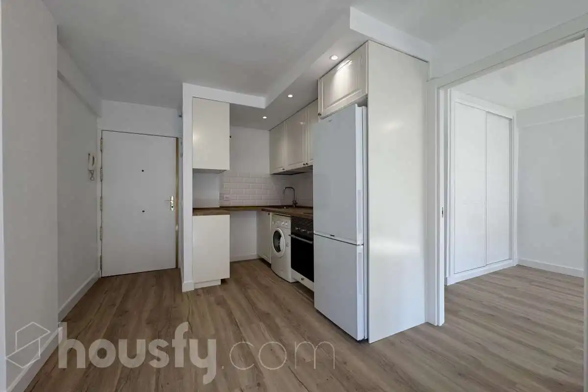 Küche von Wohnung zur Miete in Madrid mit Klimaanlage, Parkett und Abstellraum