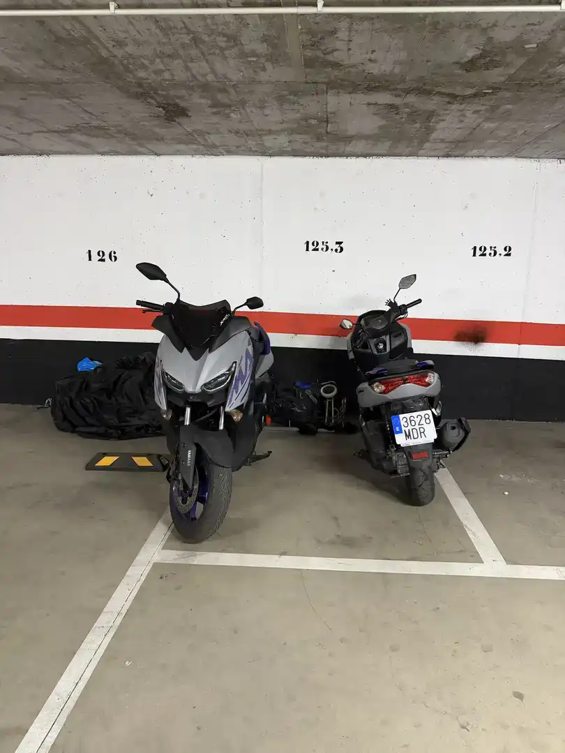 Aparcament de Pis en venda en  Sevilla Capital amb Aire condicionat i Piscina
