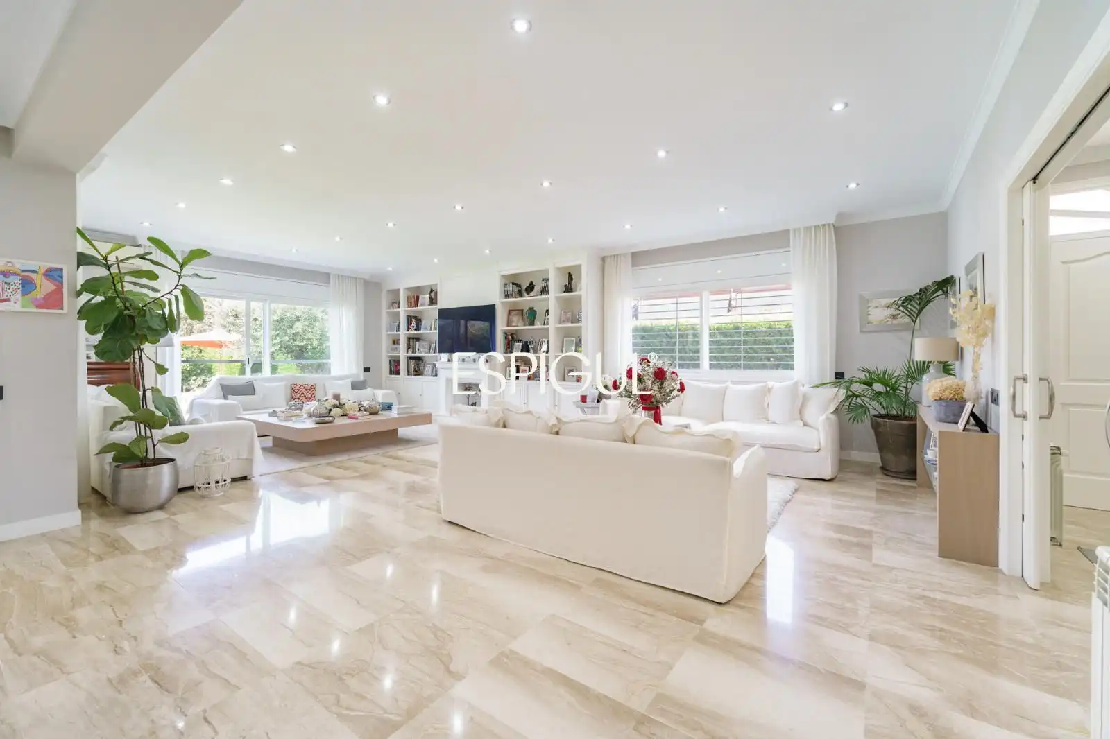 Casa amb piscina en venda a Passeig de la Riera, imagen 4