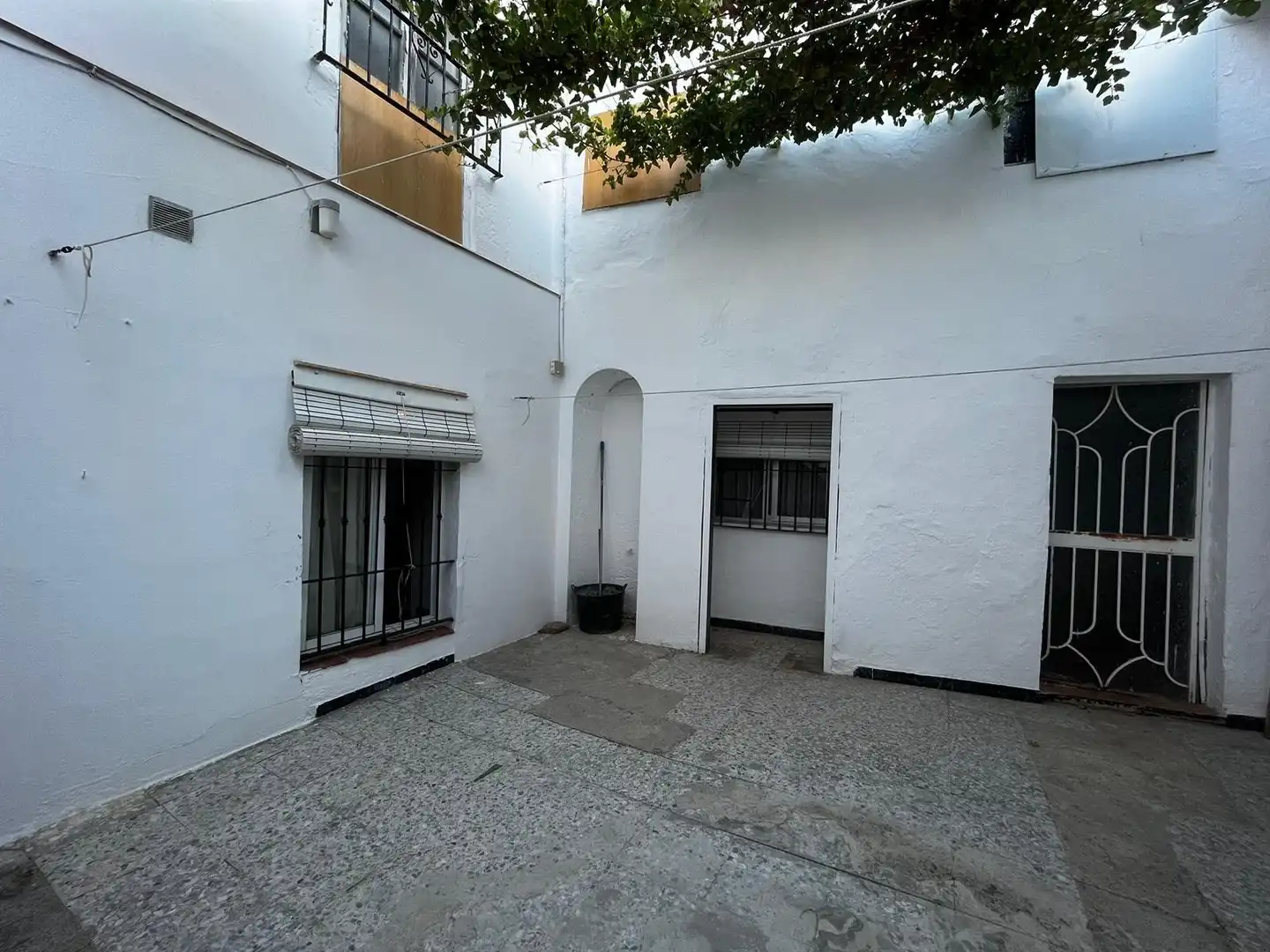 Exterior view of Houses for sale in Morón de la Frontera
