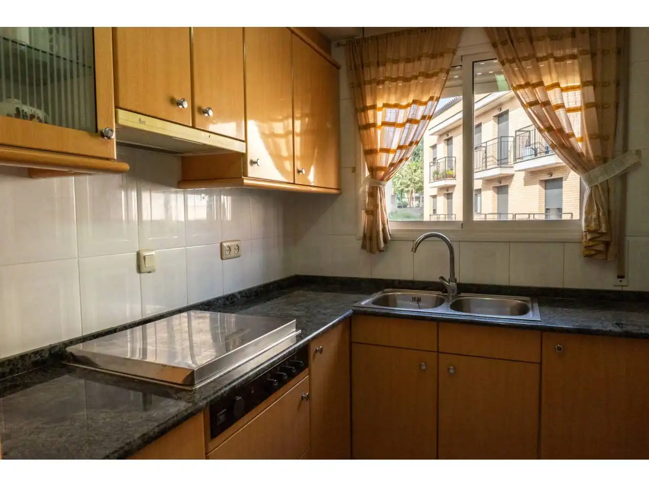 Cocina de Piso en venta en Sant Martí de Tous con Calefacción y Amueblado