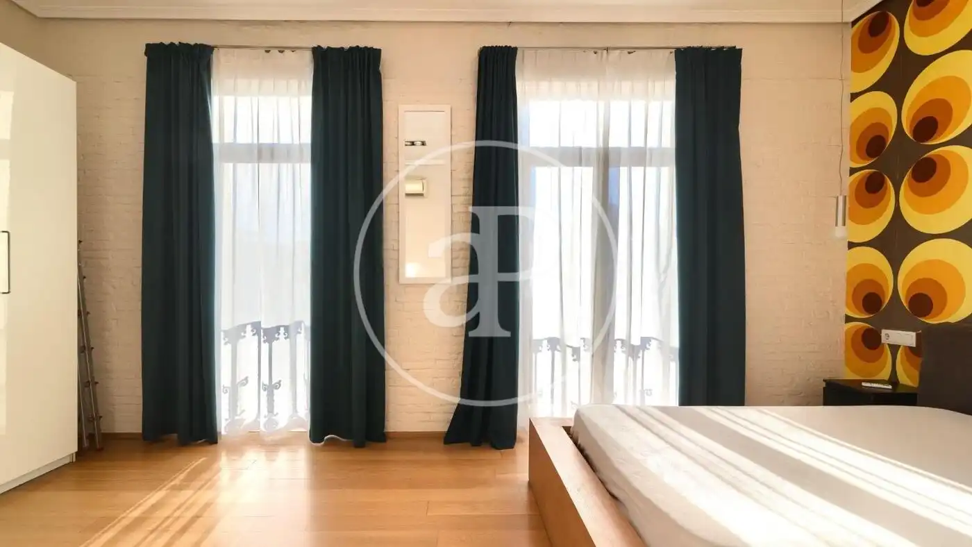 Piso de alquiler en Pl. del Baró de Cortés, Russafa