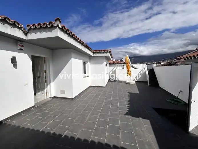Terrassa de Casa o xalet en venda en Los Realejos amb Terrassa i Traster